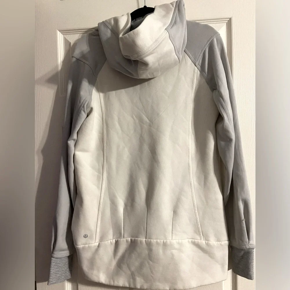 Lululemon Hooded Zip Up Athletic Sweatshirt Size 8 White